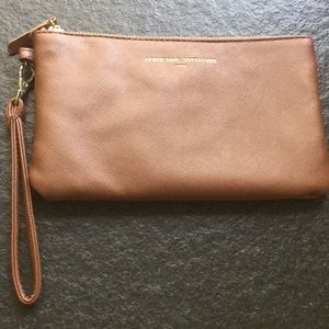 Adrienne Vittadini Wristlet